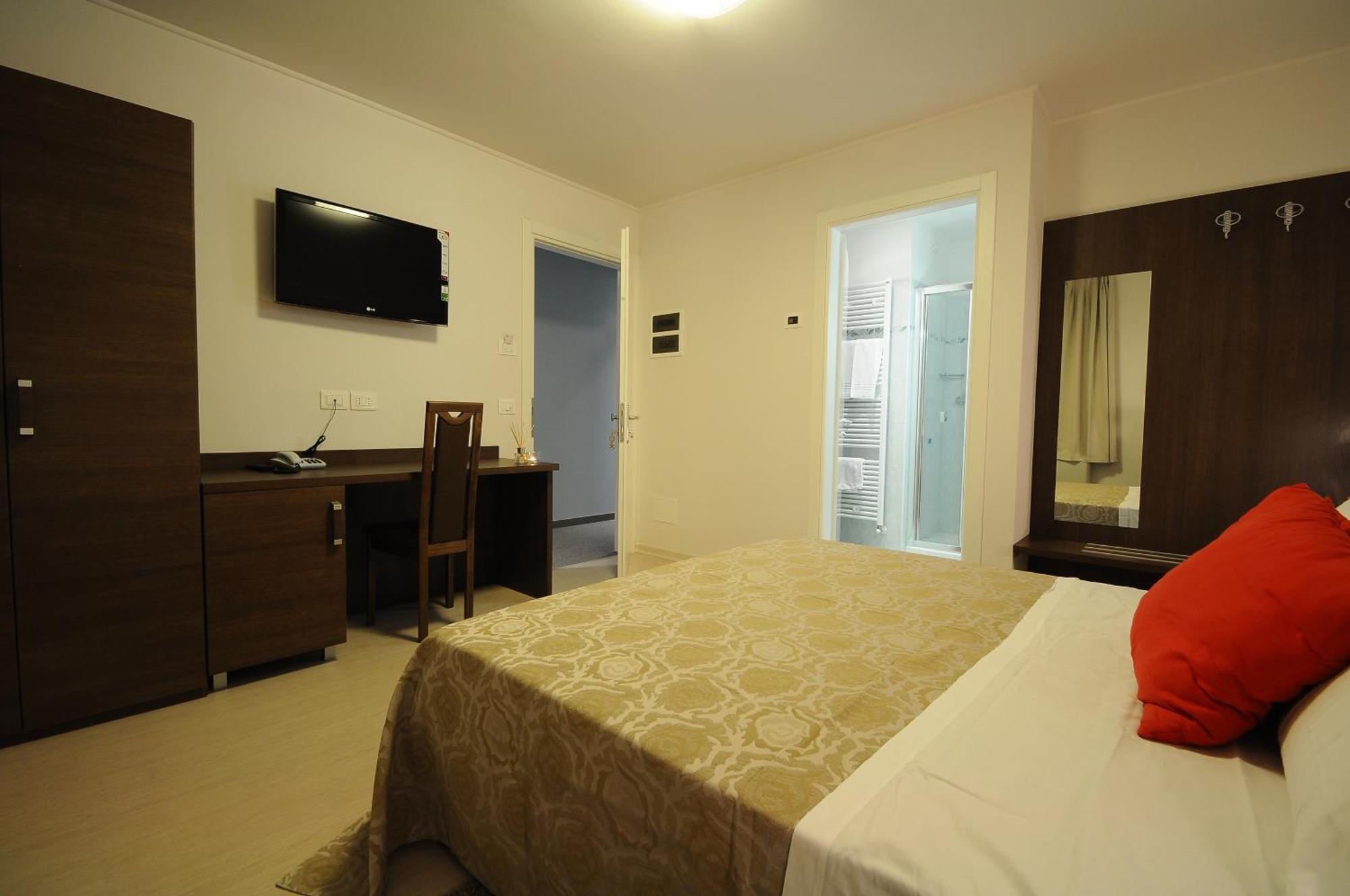 Albergo Leon Bianco Gonàrs Εξωτερικό φωτογραφία